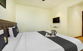 Townhouse Oak Hotel Chaitanya Executive Near Fun Time Multiplex